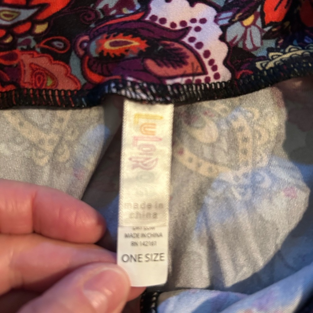Lularoe Multicolor Patterned Garment - image 3